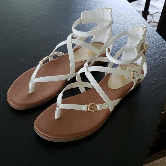 guess toe post sandals